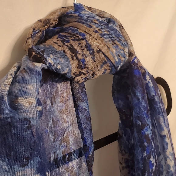 NEW! Beautiful Lightweight Abstract Swirl Scarf ~ Choose Your Color - Picture 8 of 13